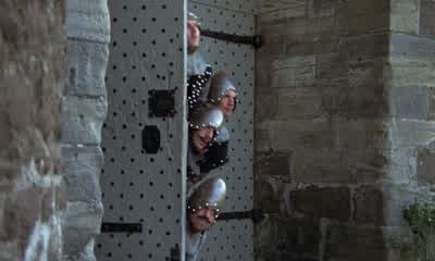 - Un cadeau. - Monty Python and the Holy Grail