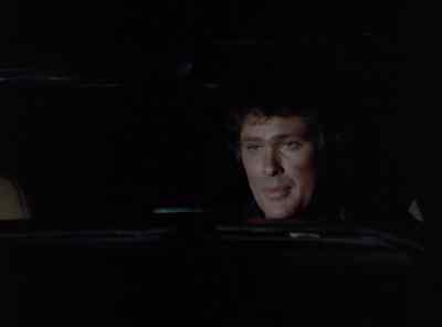 Un momento,por favor. - Knight Rider