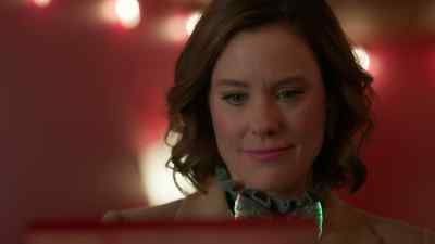 Uncle Dave: You know, people
aren't always - Sister Swap: Christmas in the City