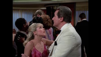 Uncle David, please
forget about that necklace. - The Love Boat
