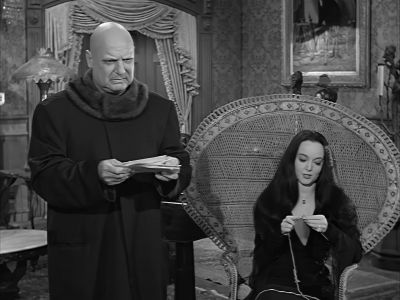 Uncle Fester, you must give it time.
It's only been one day. - The Addams Family