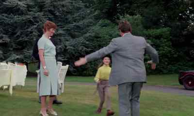 - Uncle Rex!
- Hello, Peggy. - The Devil Rides Out
