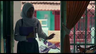 Uncle Tardi's relative from Semarang. - Yuni
