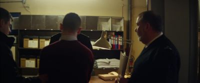 Uncuff him - Starred Up
