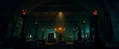 Under Table table is where shits get done - John Wick: Chapter 3   Parabellum