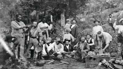 Under the government's
Peace Policy, the Pawnees - The American Buffalo
