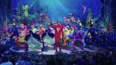 - ♪ Under the sea ♪
- ♪ Under the sea ♪ - The Little Mermaid Live!