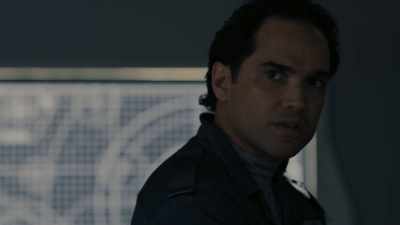 - Under whose orders?
- Lieutenant Garnet, sir. - The Ark