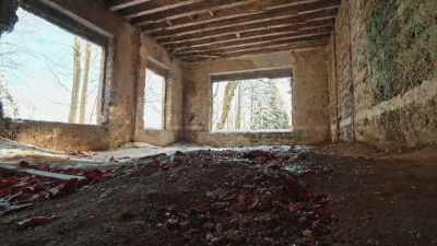 Unfortunately for Dezman,
Lady Sram would go on - Mysteries of the Abandoned