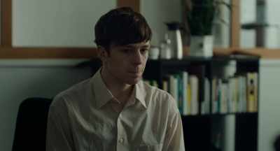 Unfortunately,
I can't offer you an advance, - Sebastian