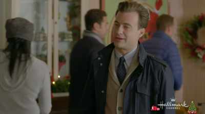 Unfortunately, she's not going
to put in an offer. - Christmas in Evergreen: Letters to Santa