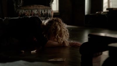 Unh! - The Vampire Diaries