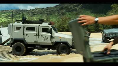 Units on standby, ready for go. - Jurassic World