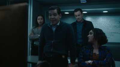 - Unless the lady invites us in
to arrest Scot, - FBI: Most Wanted