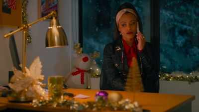 - Unless... -Unless what? - Christmas Keepsake