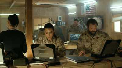 Until we can eradicate
the SAMs as a threat, - SEAL Team