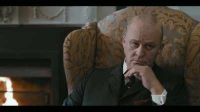 Until the police get here,
I will keep watch outside her room. - Agatha and the Truth of Murder