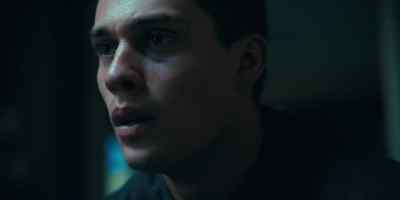 -[unzipping]
-[Luke breathing heavily] - Purple Hearts