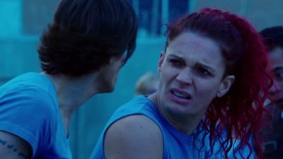 -Up against the wall.
-OK. - Wentworth