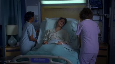 Up her blood thinners
and get her down to radiology. - House