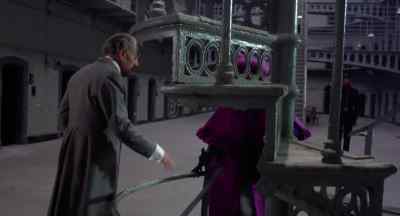 - Up or down?
- Yes, please. - The Last Remake of Beau Geste