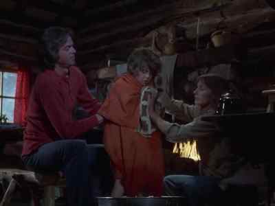 - Up you go.
- Ugggghh ... - Further Adventures of the Wilderness Family