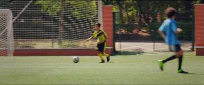 -Up here, I'm alone!
-Angustias, look out! - The Footballest