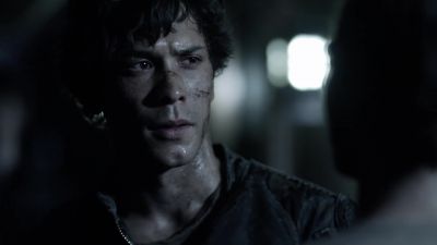 Up the tower. Great. - The 100