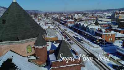 [upbeat Latin music] - Sugar Plum Twist