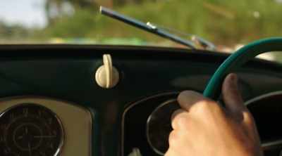(upbeat music continues) - The Cars That Made the World