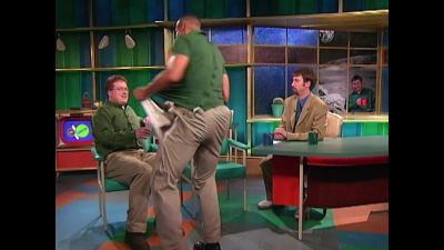 - [upbeat music playing]
- [audience cheers] - This Is the Tom Green Documentary