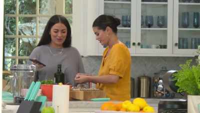 [upbeat music] - Selena + Chef