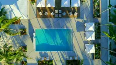 ♪ (upbeat music) ♪ - Island of Bryan
