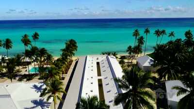 ♪ (upbeat music) ♪ - Island of Bryan