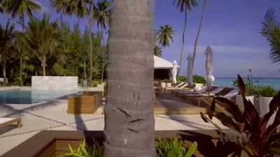 ♪ (upbeat music) ♪ - Island of Bryan