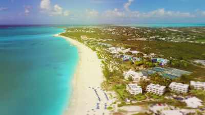 [upbeat music] - The Real Housewives Ultimate Girls Trip