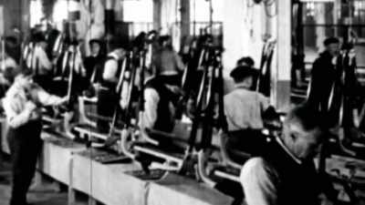 (upbeat music) - The Machines That Built America