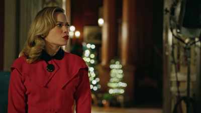 [upbeat piano music] - A Biltmore Christmas
