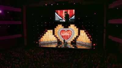 [upbeat rock music] - Jeff Dunham:  I'm With Cupid
