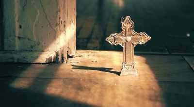 Upon walking in,
he saw several crucifixes, - Demon House