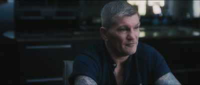 Urci în categorie - Hatton