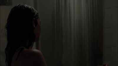 [urine splashing] - The Affair