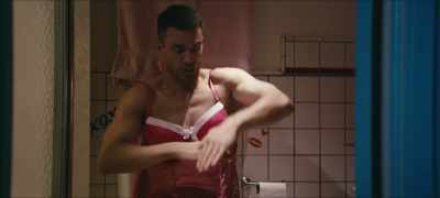 [urine spraying] - The Sex Trip