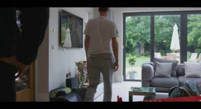 Use a word to describe it.
Like a tightness or an ache or nothing? - Andy Murray: Resurfacing