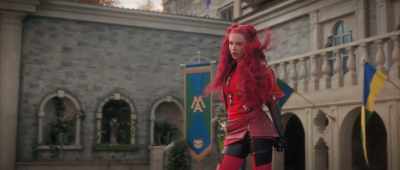 ♪ Use your brains, going back
will just cause more pain ♪ - Descendants: The Rise of Red