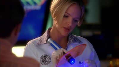 UV light is picking up some blood. - CSI: Miami