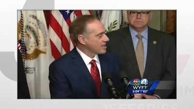 >> VA SECRETARY AND HIS WIFE - The Jim Jefferies Show