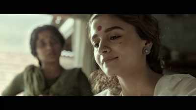 -Vacate Kamathipura!
-Vacate Kamathipura! - Gangubai Kathiawadi