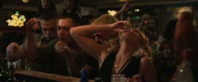 - Vai, ragazzi!
- A Spritz! - Vai! - Sì! - Here Now