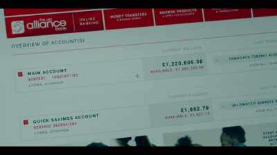 - Vais para a cama?
- Sim. O dinheiro entrou. - Years and Years
